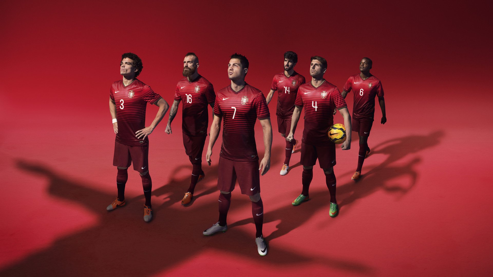 电竞选手如何参与公益活动：传递正能量与回馈社会，如何去参加电竞职业比赛